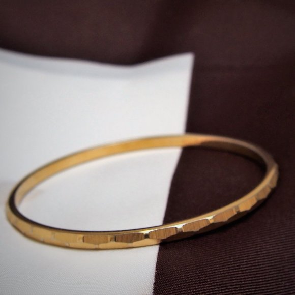 Classy Shiny Etched Gold-Tone Monet Bangle - Picture 2 of 4